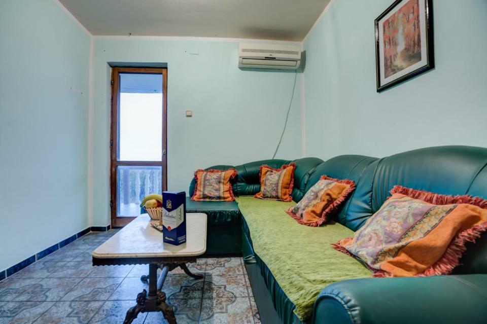 Hostel Sunny