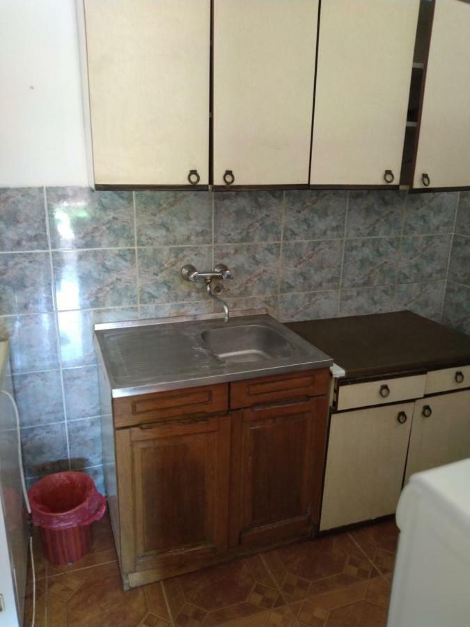 Sunny Hostel Budva